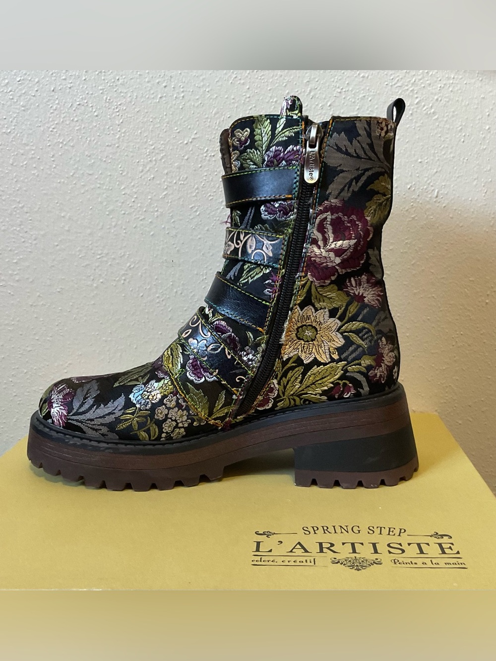 L'Artiste Women's Haruko Embroidered Boots - Picture 4 of 5